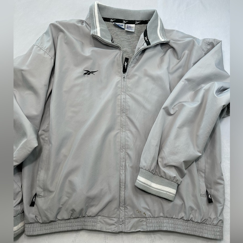 Selected gear — drag to place